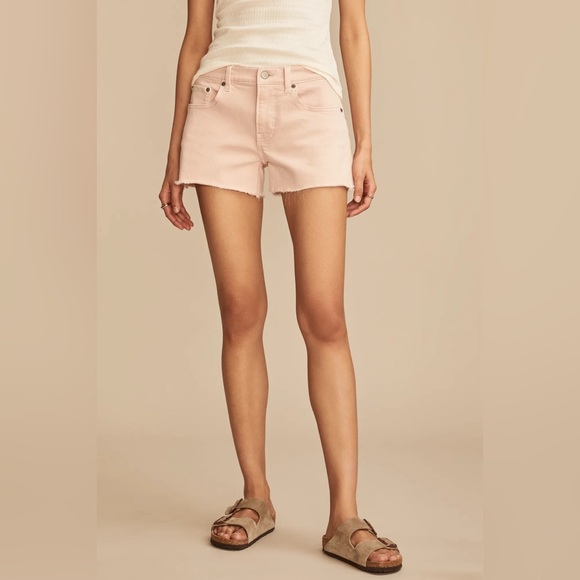 Lucky Brand Pants - Lucky Brand Pink Festival Denim Shorts Size 6/28 Mid Rise NWT Blush Wash